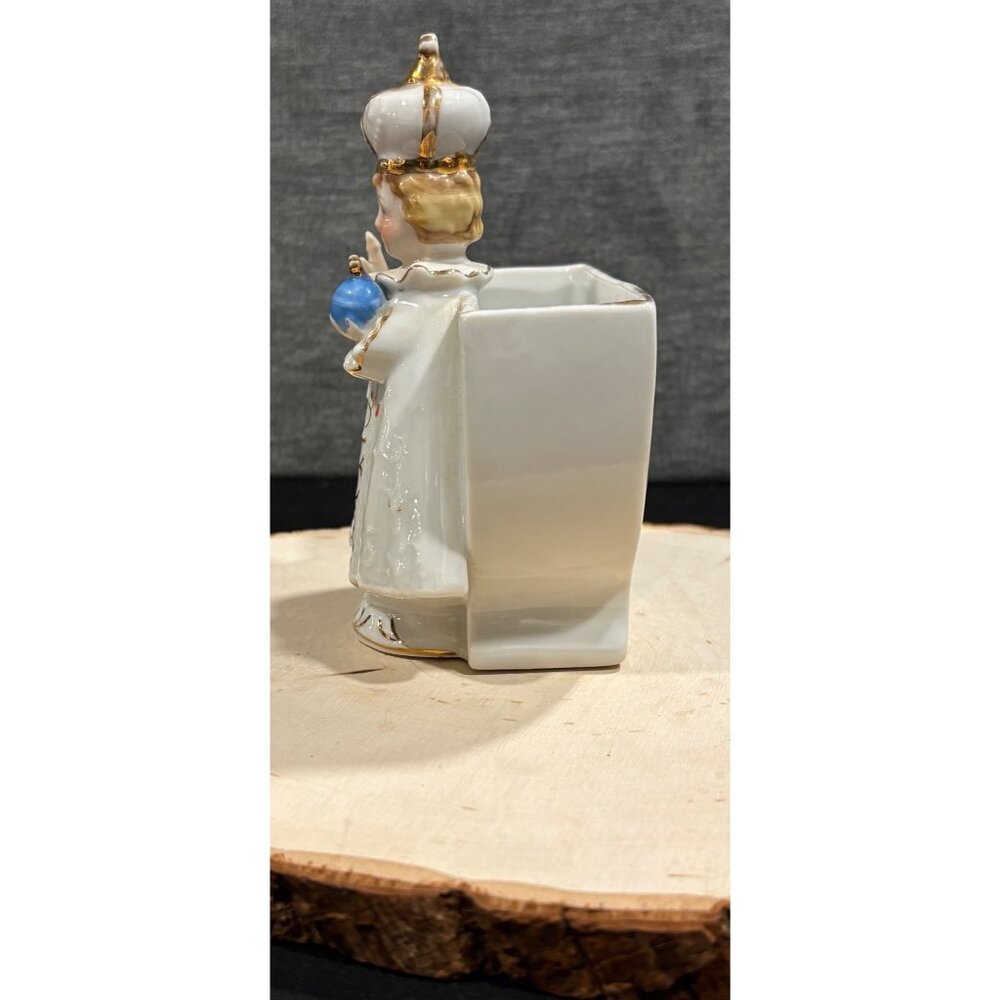 Vintage Infant Of Prague & Madonna Figurines With Gold Detailing Glossy Finish - Picture 7 of 16